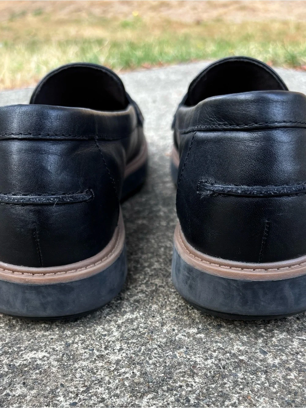 Clarks Black Leather Penny Loafers Women’s Size 10 Classic Comfort Shoes